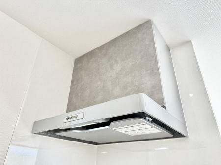 ���̑����ρ@�ݔ����������̏��C����������C��ɗU������A�����I�ɔr�����ł��܂��B