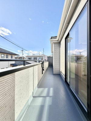 �o���R�j�[�@������ �G�߂̈ڂ낢����������J���I�ȋ�Ԃł�