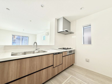 �L�b�`���@�������L���C�ɕЕt���A�g���₷���L�b�`��