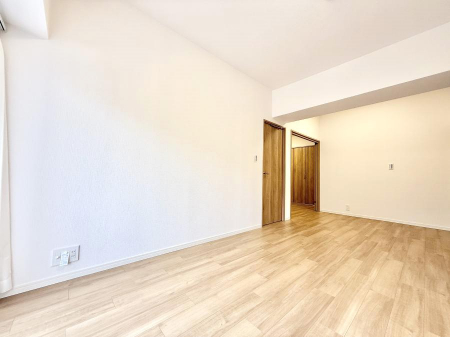 ���r���O�@�������Ƒ��̎��Ԃ��ʂ�A���K�Ŗ��������