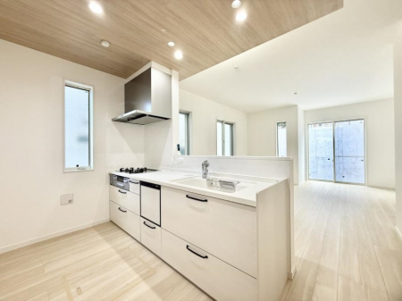 �L�b�`���@�������L���C�ɕЕt���A�g���₷���L�b�`��