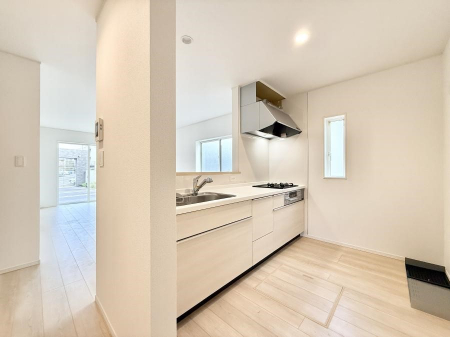 �L�b�`���@���������y���݂ƐH�ׂ�K����͂���L�b�`��