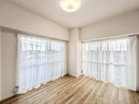 �q�������@�������d����׋��̃X�y�[�X�Ɏg�����ƂŁA�W�����₷���Â��Ȋ��������܂�