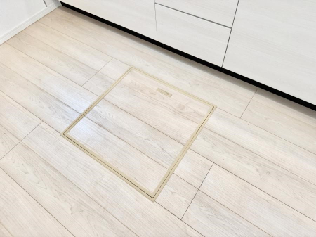 ���̑����ρ@�ݔ����B�ꂽ���[�X�y�[�X�ŉƑS�̂��X�b�L��