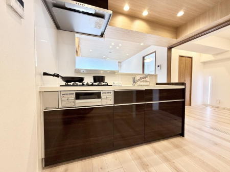 �L�b�`���@�������L���C�ɕЕt���A�g���₷���L�b�`��