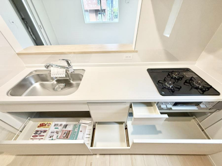 �L�b�`���@�������Ƒ����J��[�߂�A������̂���L�b�`��