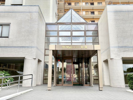 �G���g�����X�@�O�ρ��������������͋C�̃G���g�����X���Z�܂������������}���܂�