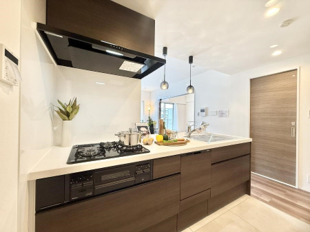 Lb`@ƑƂȂAR~jP[V̏