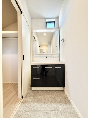 ���ʑ�E���ʏ��@�������Ƒ��݂�Ȃ��g���₷���z�u�ł�