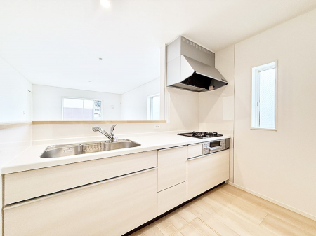 �L�b�`���@���������y���݂ƐH�ׂ�K����͂���L�b�`��