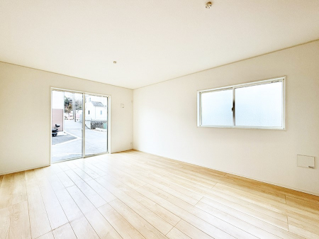 ���r���O�@���������R�Ɖ�b�����܂��A�S�n�悢�ЂƂƂ�