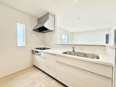 �L�b�`���@�������L���C�ɕЕt���A�g���₷���L�b�`��