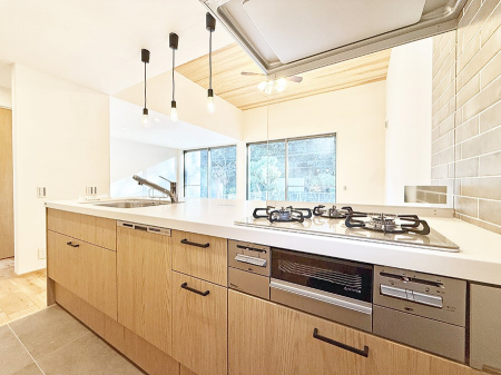 �L�b�`���@�������V���v���ŋ@�\�I�A�����g���₷���L�b�`��