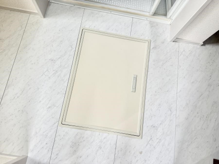 ���̑����ρ@�ݔ����B�ꂽ���[�X�y�[�X�ŉƑS�̂��X�b�L��