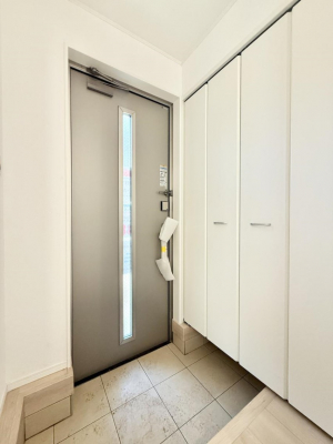 ���ց@������ �V���v���Ŕ������A���K�ȕ�炵�̓����