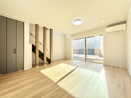 ���r���O�@�������Ƒ��̎��Ԃ��ʂ�A���K�Ŗ��������