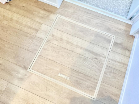 ���̑����ρ@�ݔ����B�ꂽ���[�X�y�[�X�ŉƑS�̂��X�b�L��