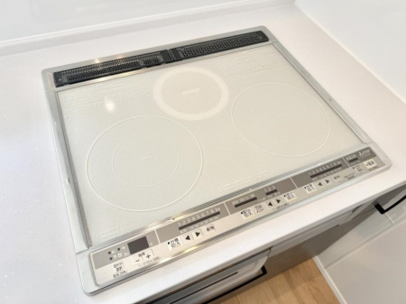 ���̑����ρ@�ݔ���IH�N�b�L���O�q�[�^�̓L�b�`�����肪�A�c���Ȃ炸�������y����