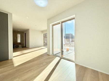 ���r���O�@�����������������Ɠ��ʂɂ���A�e���̋��