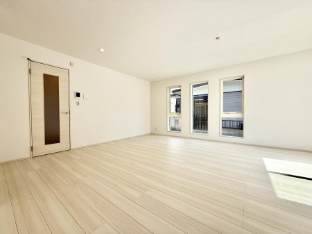 ���r���O�@���������났�ƏΊ炪�W�܂�A�S���܂郊�r���O