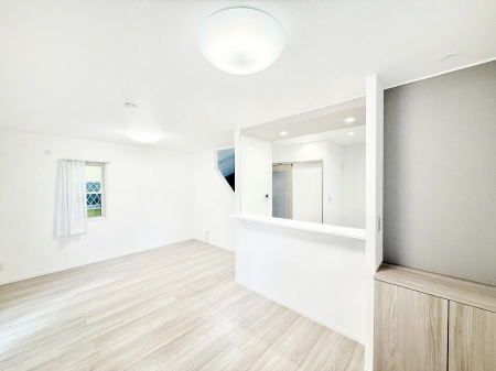 ���r���O�@���������R�Ɖ�b�����܂��A�S�n�悢�ЂƂƂ�