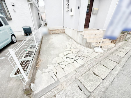 �@�O�ρ����K�Ȓ��ԃX�y�[�X�ň��S