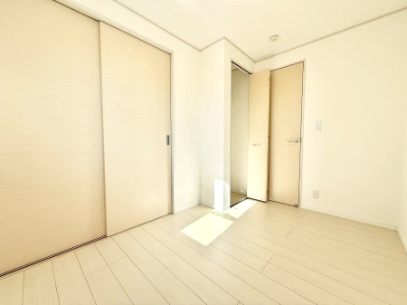 �q�������@�������v���C�x�[�g��ԂƂ��ĐÂ��ŗ�������������񋟂��Ă���܂�