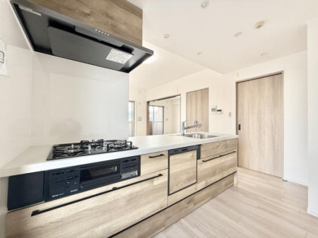 �L�b�`���@�������Ƒ����J��[�߂�A������̂���L�b�`��