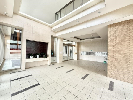 ̑@Oρ}Ṽ[R[i[͂ꂢɂĂ܂B