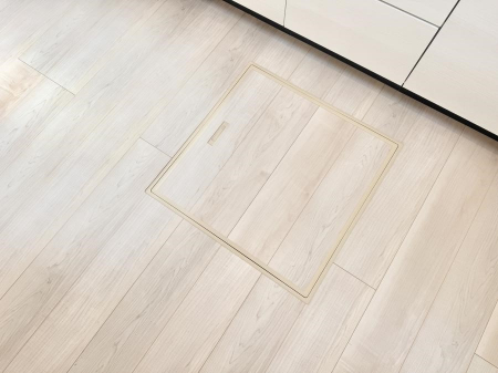 ���̑����ρ@�ݔ����B�ꂽ���[�X�y�[�X�ŉƑS�̂��X�b�L��