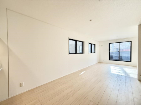 ���r���O�@���������R�Ɖ�b�����܂��A�S�n�悢�ЂƂƂ�