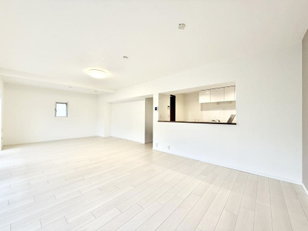 ���r���O�@�����������������Ɠ��ʂɂ���A�e���̋��