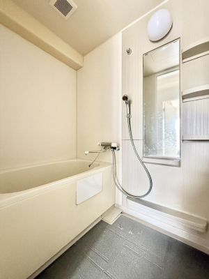 �����@�����������b�N�X�ł���A���₩�ȕ��͋C�ł�