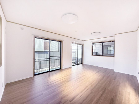 ���r���O�@�������Ƒ��̎��Ԃ��ʂ�A���K�Ŗ��������