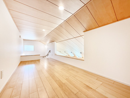 ���r���O�@���������R�Ɖ�b�����܂��A�S�n�悢�ЂƂƂ�