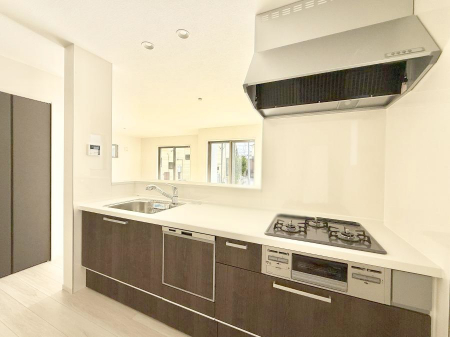 �L�b�`���@�������V���v���Ŕ������S�n�悢���Ԃ𐶂ރL�b�`�����