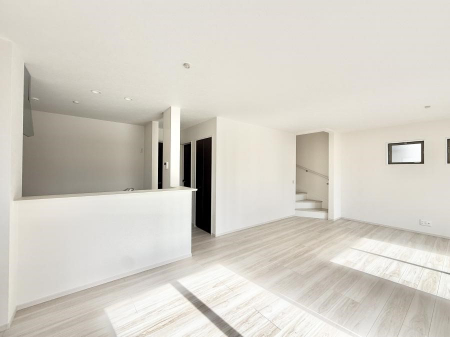 ���r���O�@���������R�Ɖ�b�����܂��A�S�n�悢�ЂƂƂ�