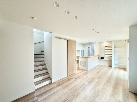 ���r���O�@���������ƕ���������A�����b�N�X�ł�����