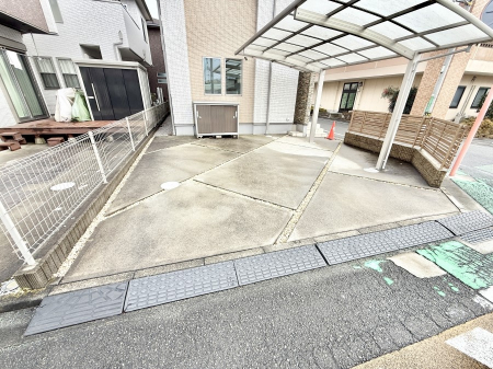 �@�O�ρ��J�[�X�y�[�X�L