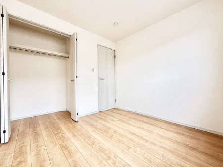 �q�������@����