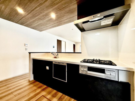 �L�b�`���@�������V���v���Ŕ������S�n�悢���Ԃ𐶂ރL�b�`�����