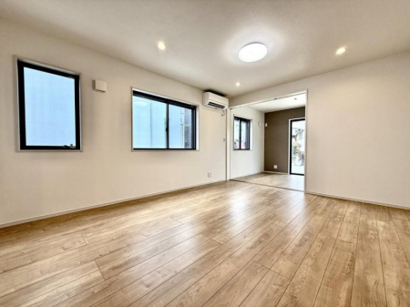 ���r���O�@�������V���v���������ґ�A��؂Ȑl�Ɖ߂����S���قǂ�����