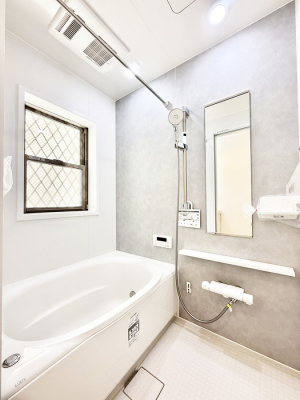 �����@����������̔�������A�S����������Ԃł�