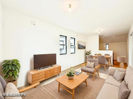 ���r���O�@���������R�Ɖ�b�����܂��A�S�n�悢�ЂƂƂ�