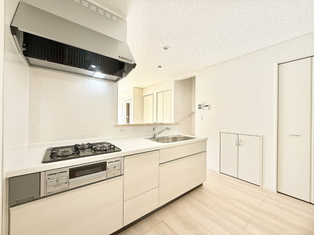 �L�b�`���@�����������������Ɗy�����Ȃ�A���K�ȃL�b�`�����