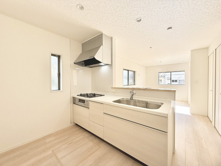 �L�b�`���@�������Ƒ��ƂȂ���A�R�~���j�P�[�V�����̏�