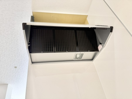 ���̑����ρ@�ݔ����t�[�h�ɕ����Ă���ׁA���������C��ɗU������A�����I�ɔr�����ł��܂�