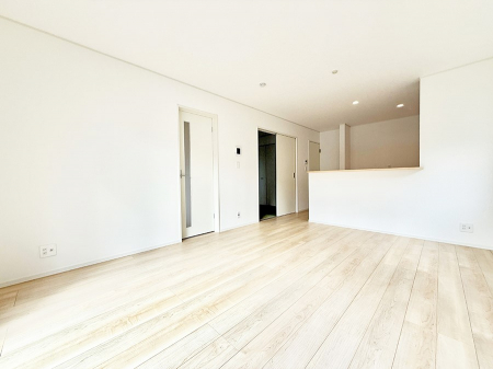 rO@Cɓ̏ꏊŁÂтƂԂ