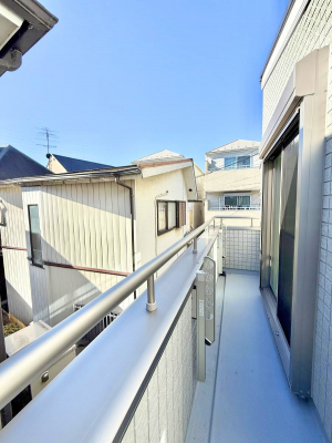 �o���R�j�[�@������ �G�߂̈ڂ낢����������J���I�ȋ�Ԃł�