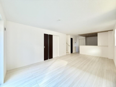 ���r���O�@�������Ƒ��̎��Ԃ��ʂ�A���K�Ŗ��������